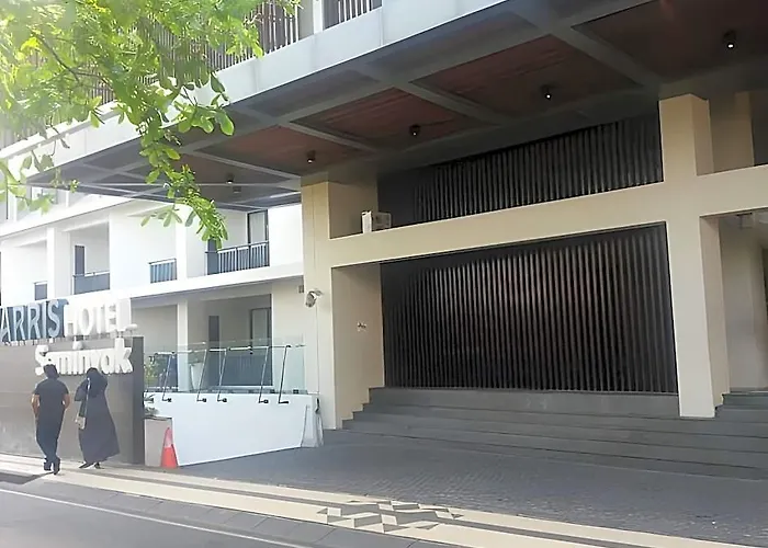 Harris Hotel 4*