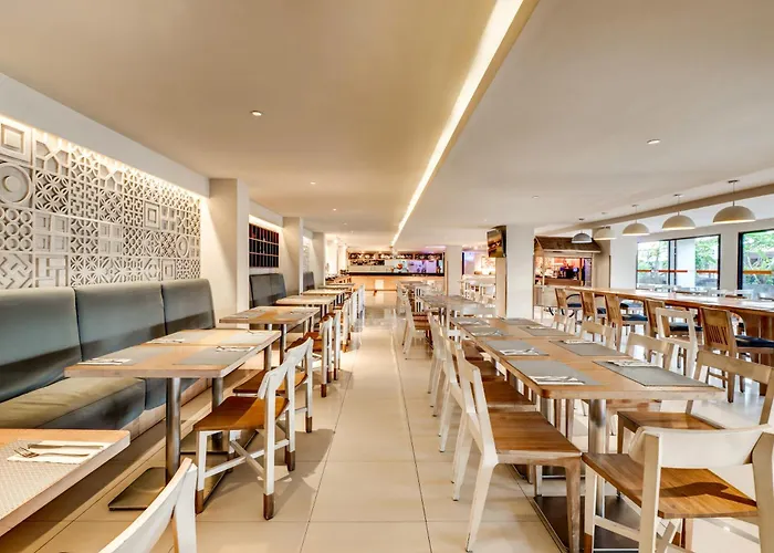 Harris Hotel 4*